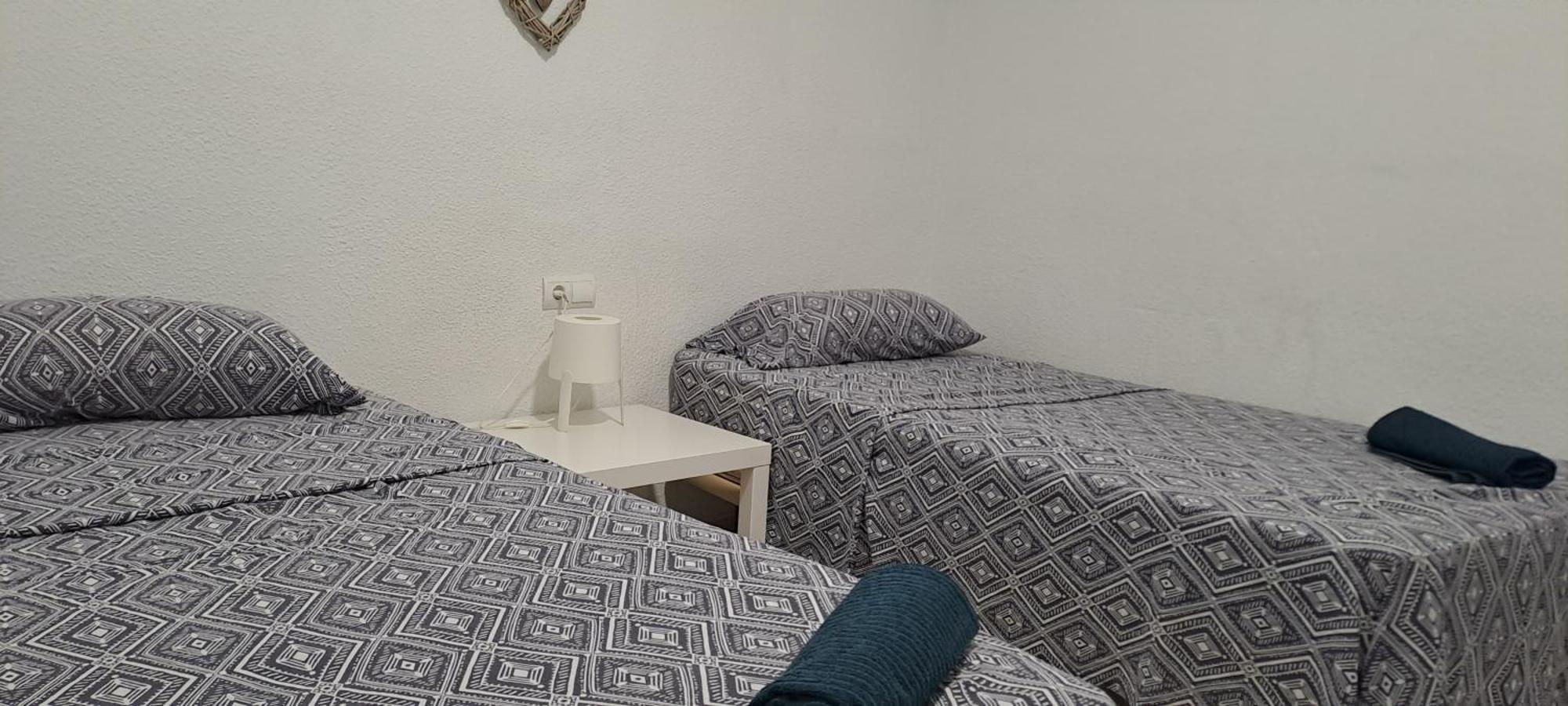 La Marina Hostel Alicante Room photo